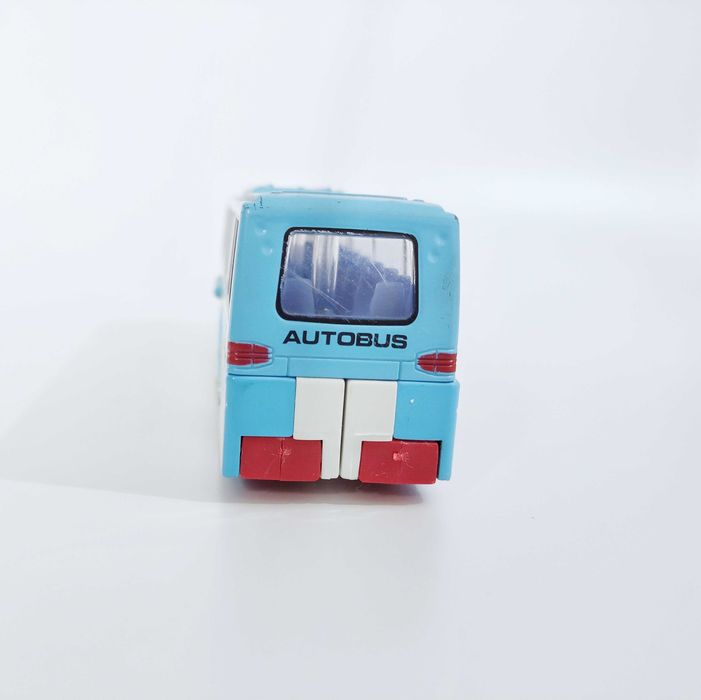 продам игрушку автобус-трансформер