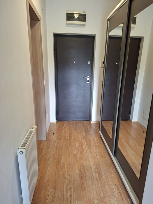 Închiriez apartament, Tel  0728900700