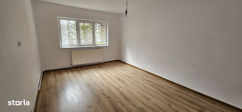 Apartament 2 camere, zona de sus