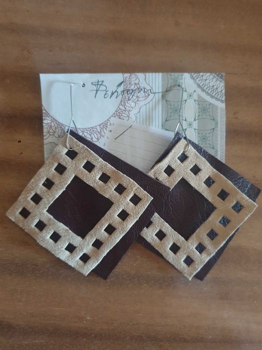 Ръчна изработка кожени обеци