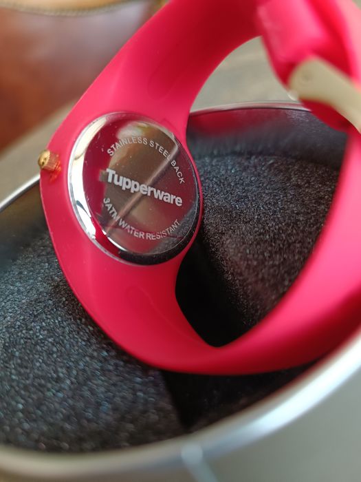 Часовник  дамски Tupperware