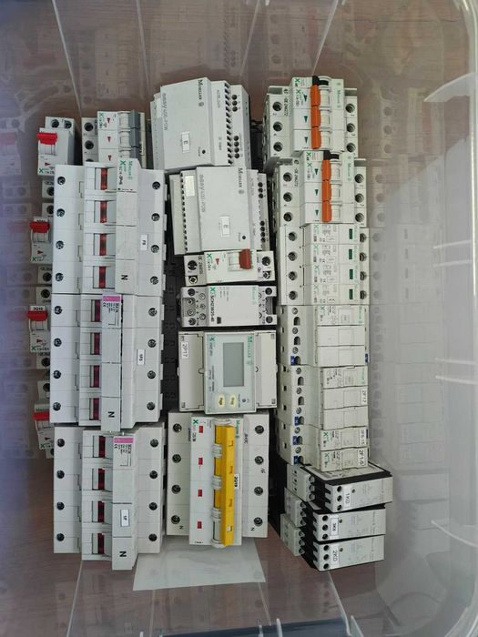 Aparataj tablouri electrice nefolosite