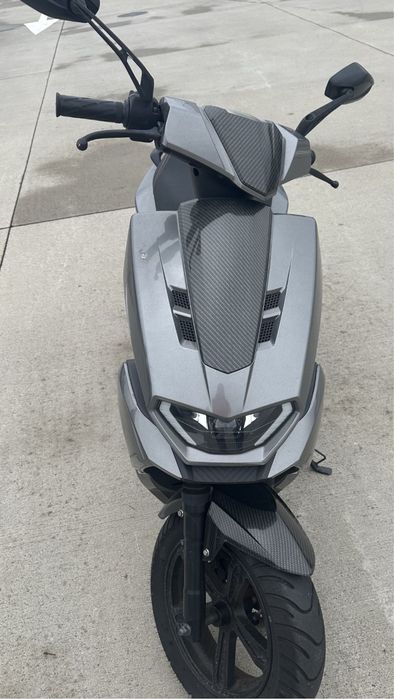 Vand scuter full electric (putin utilizat)