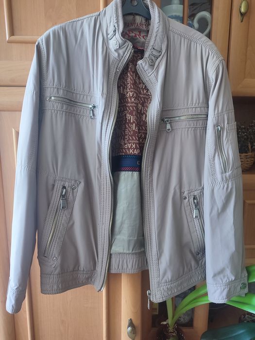 Куртка ветровка 46 рр