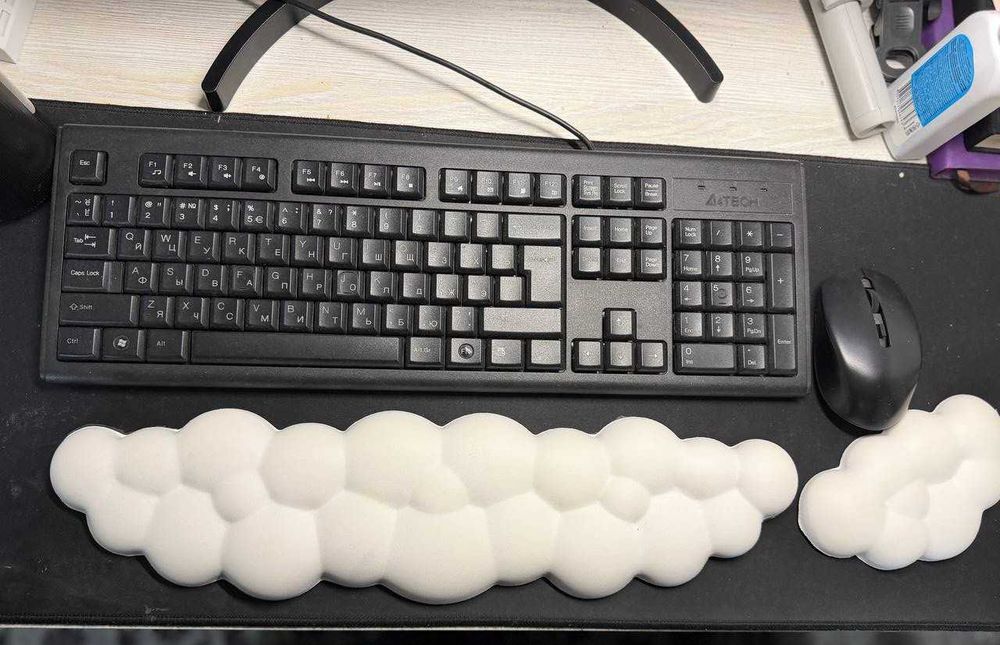 Эргономичная подставка для рук "Облако" (Cloud Wrist Rest