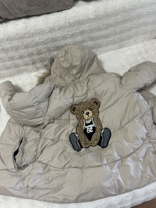 Продам зимнюю куртку для девочек