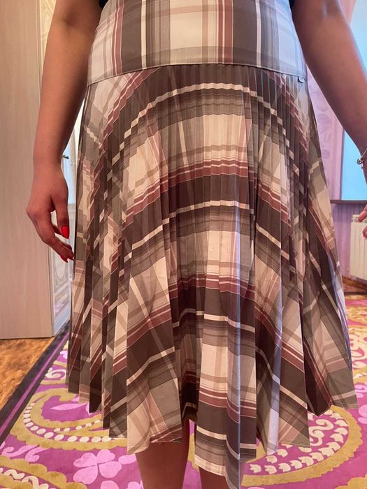 Продаю одежду 48 размер