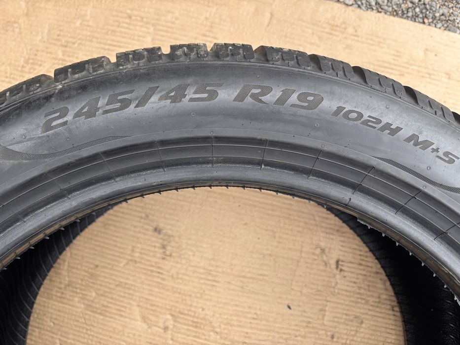 245/45/19 Pirelli 2 бр 2023