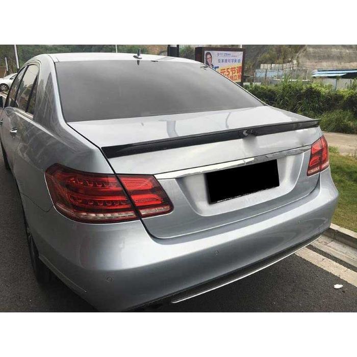 Лип спойлер за багажник ,Mercedes E-class W212, ЧЕРЕН ЛАК