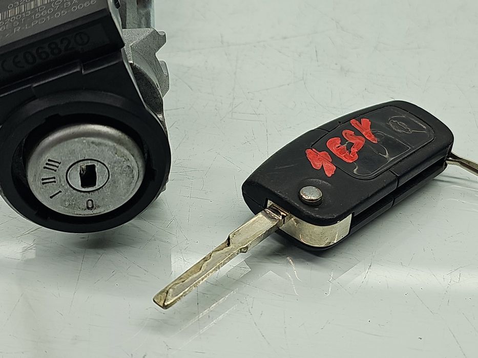Contact cu cheie Ford Focus 2 Combi (DA) [Fabr 2004-2012] 6E5T-15607-B