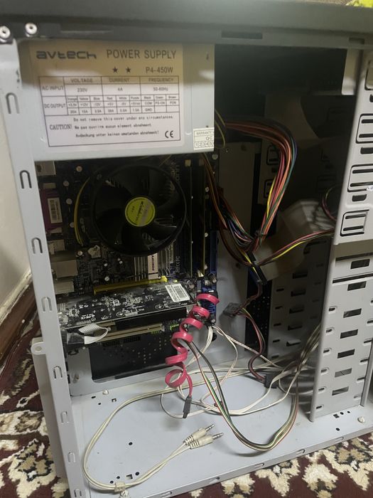 Компютер в робочим состояни