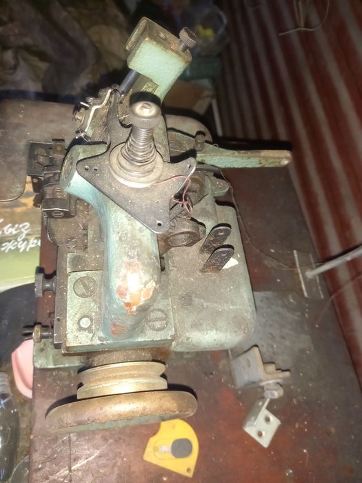 Продаю советский оверлог