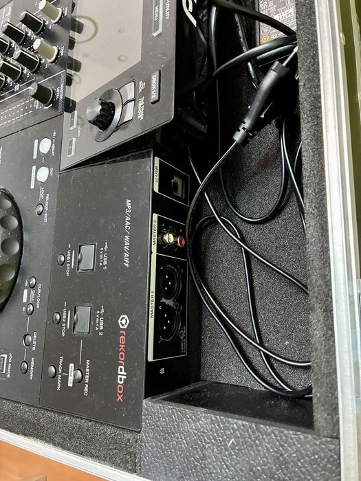 Pioneer XDJ RR si case transport