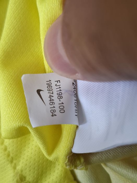 Nike Brazil тениска 2XL размер.