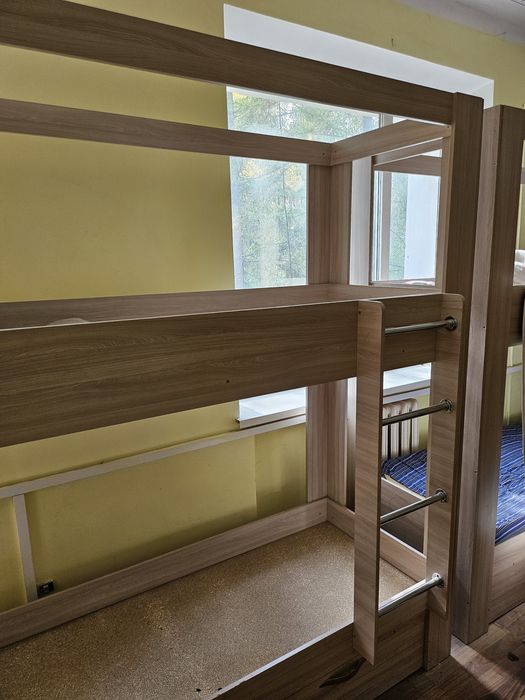 Продам кровать двухярустный