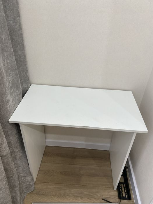 Письменный стол рабочий