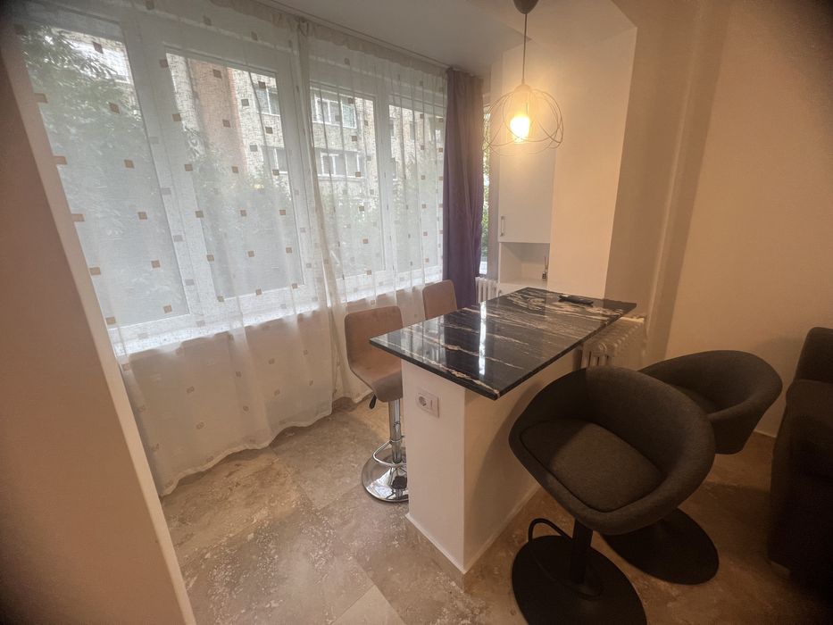 Apartament la parter in chirie regim hotelier