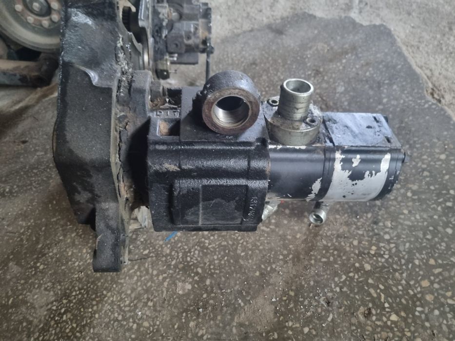 Pompa hidraulica Combine Massey Ferguson Cerea — poza 2
