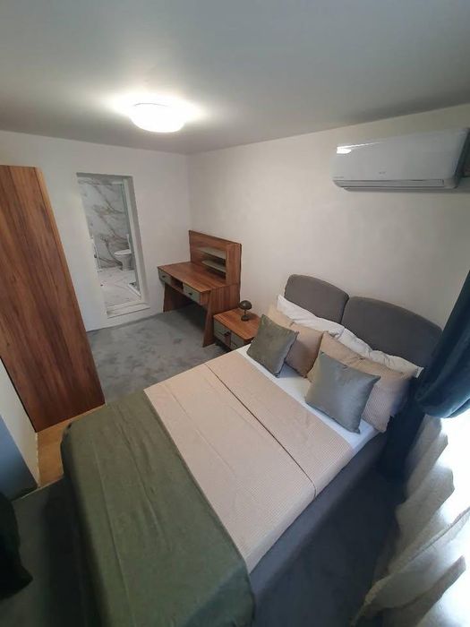 Дава се под наем Етаж от къща в Варна, Център - 85 кв.м за 800 € - Снимка #5