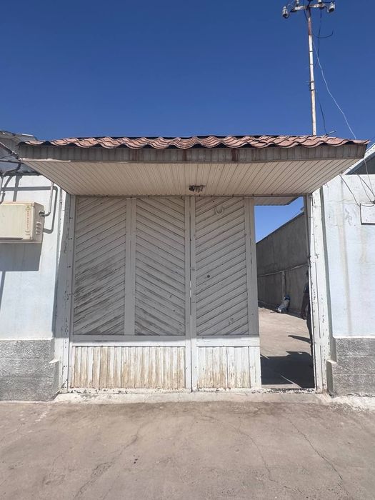 Uy sotiladi xaramjuy maxallasi 30 maktab orqasi