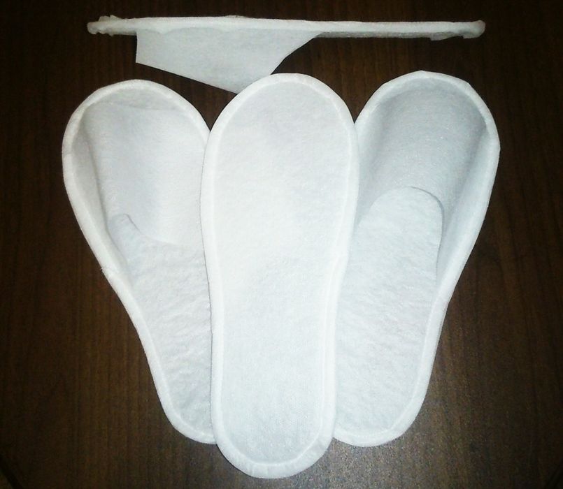 Тапочки одноразовые эконом.