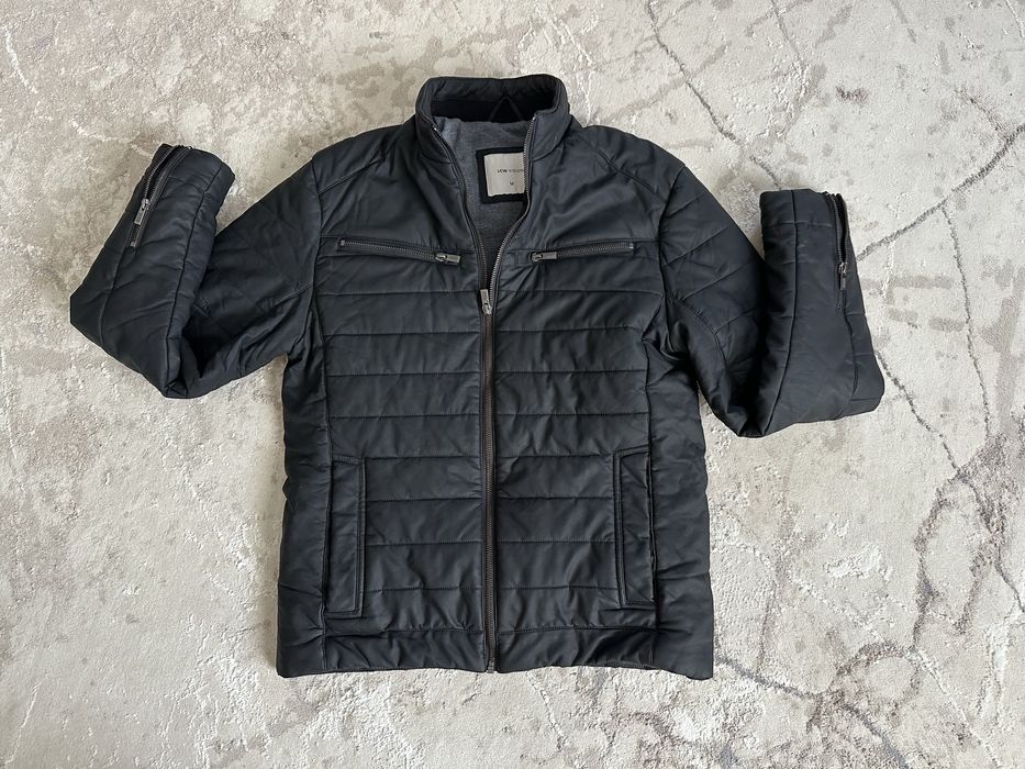 Продам куртку кожаную