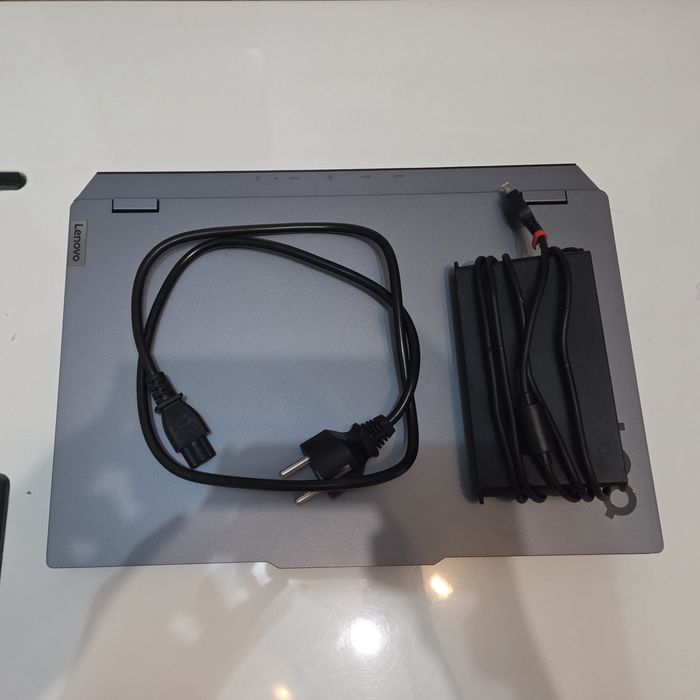 Laptop Gaming Lenovo LOQ 15IRX9 | Garantie 10 luni