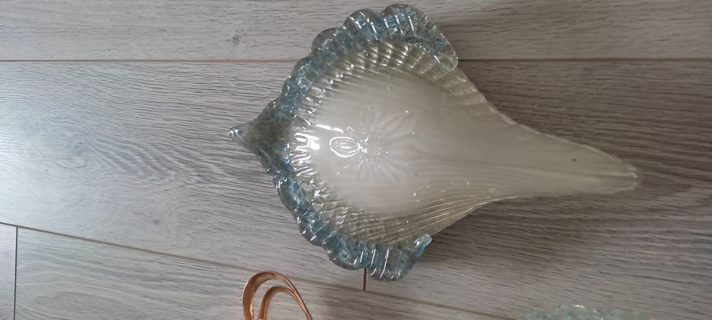 Продам люстру 13000тг