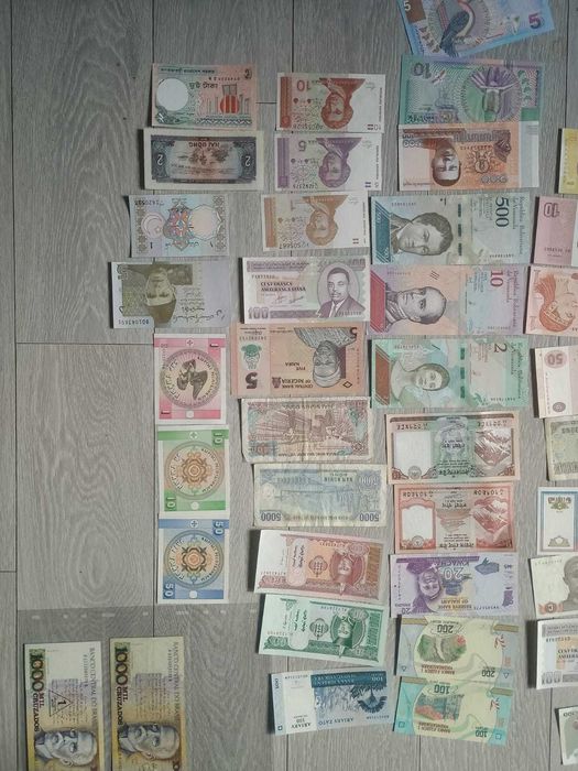 bancnote  diferite tari