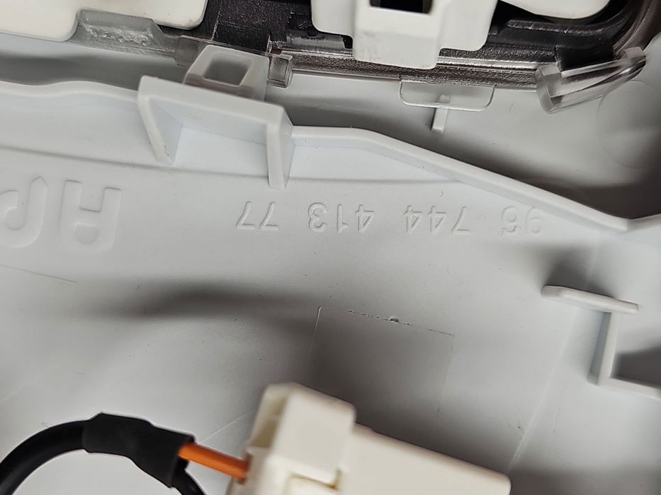 Plafoniera fata  PEUGEOT 208 [Fabr 2012-prezent] 9674441377
