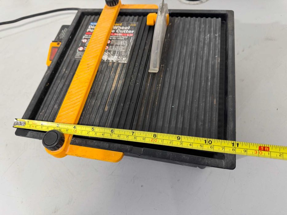 Машина за плочки - 300 W (малка)