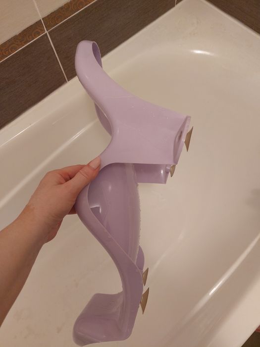 Отдам подставку для купания