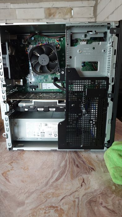 Hp victus AMD ryzen 5 5600g 16 gb RAM gtx 1050 ti 4gb ssd 512 + hdd 1tb