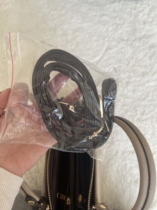 продам сумку Guess