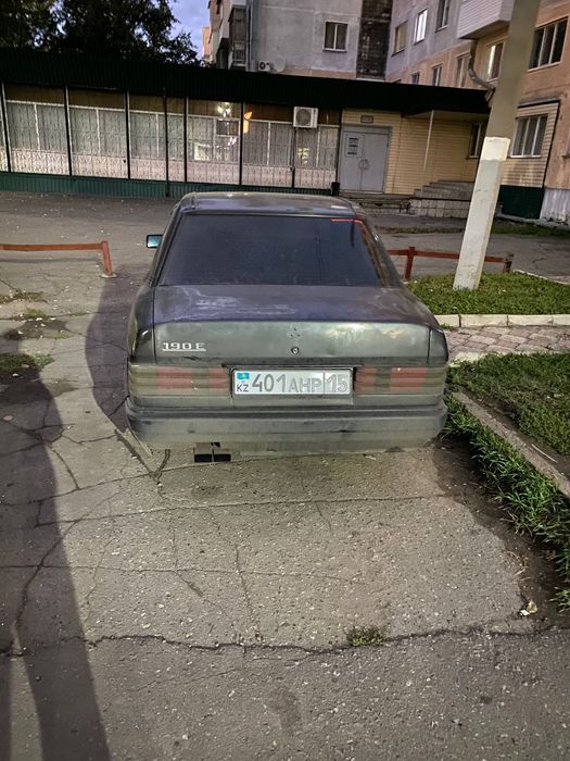 Продам Mercedes-Benz 190 2.3