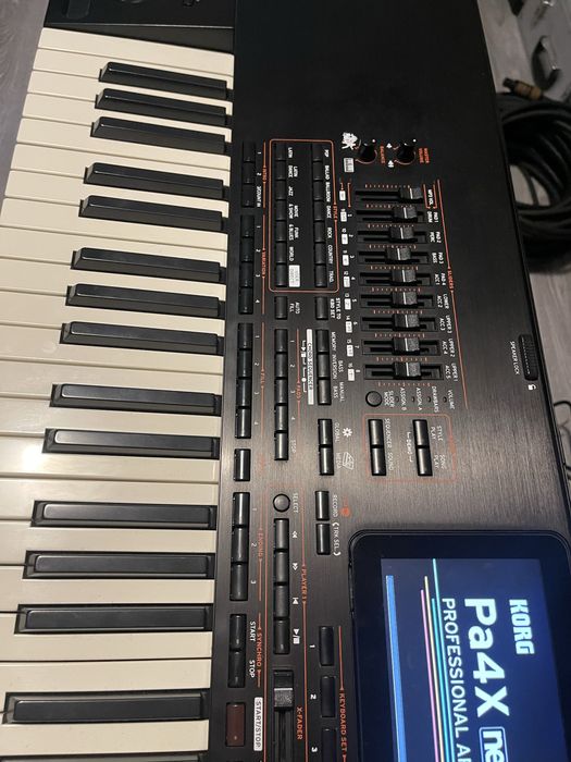 Korg pa4x 76 stare ca noua