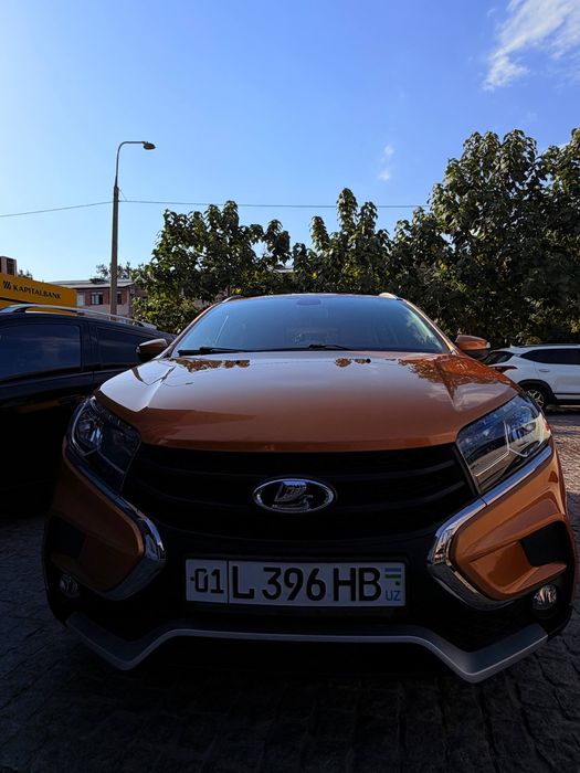 Lada vesta Xray cross