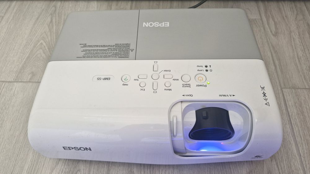 Proiector EPSON  EMP-S5 3LCD