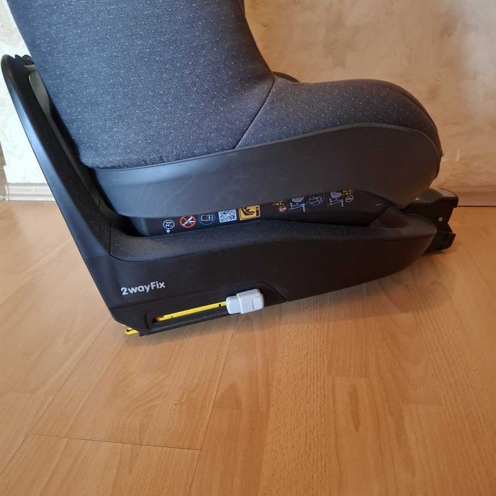 Maxi-Cosi Pearl + Bază Isofix 2wayFix – Scaun auto copii 9-18 kg