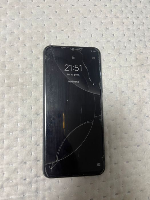 Продам телефон срочно