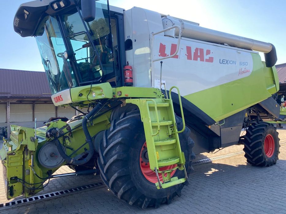 Claas Lexion 550 Montana 4x4 combina agricola John Deere  New holland