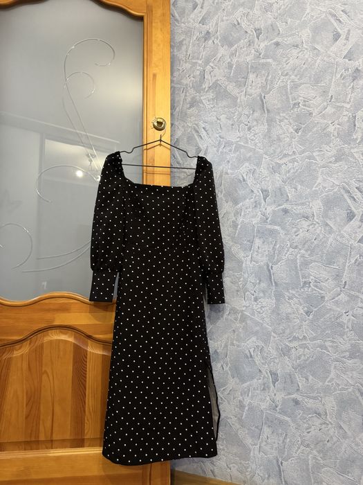 Продам платья вечерние