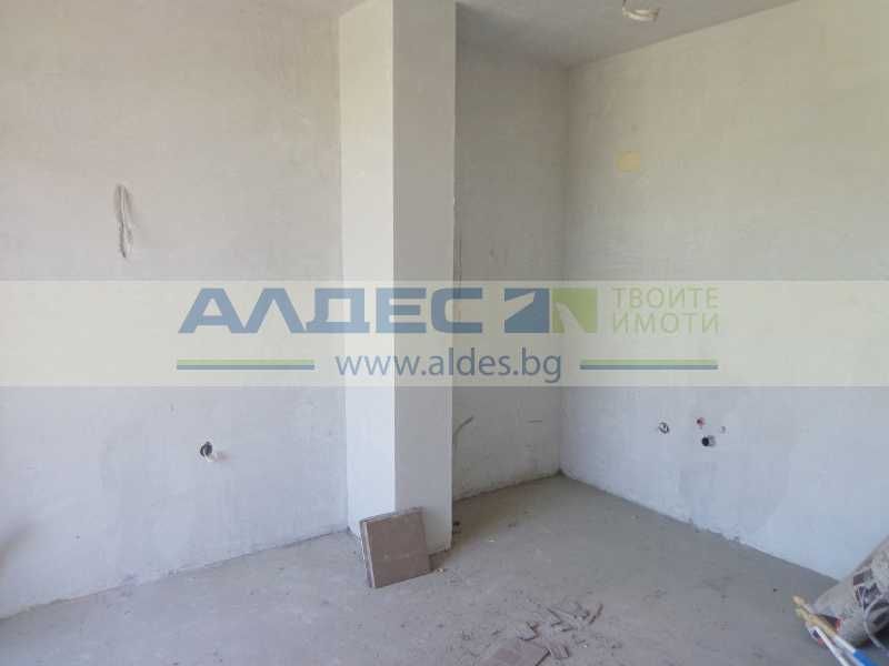 Тухлен двустаен ап. в Павлово до бул. Цар Борис III !