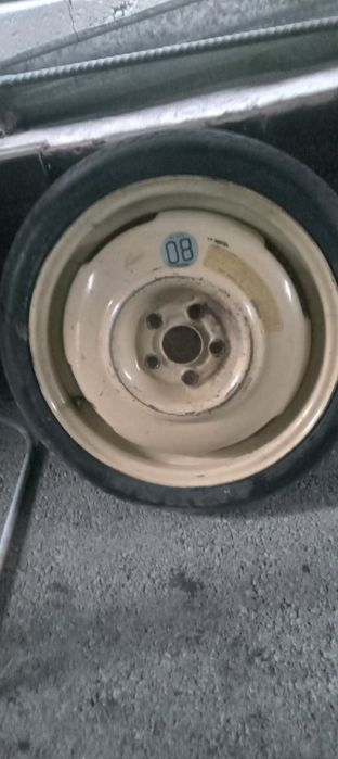 Продам одну запаску