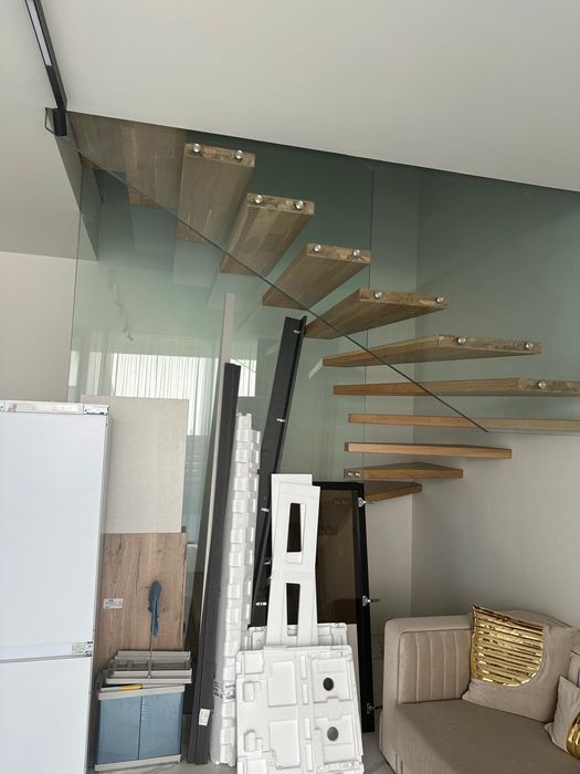 Oferta Balustrada sticla securizata mana curenta sticla