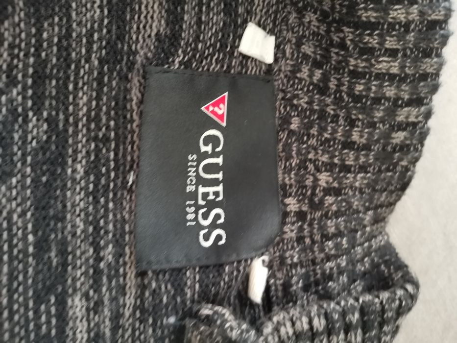 Pulover/jacheta Guess 4 ani