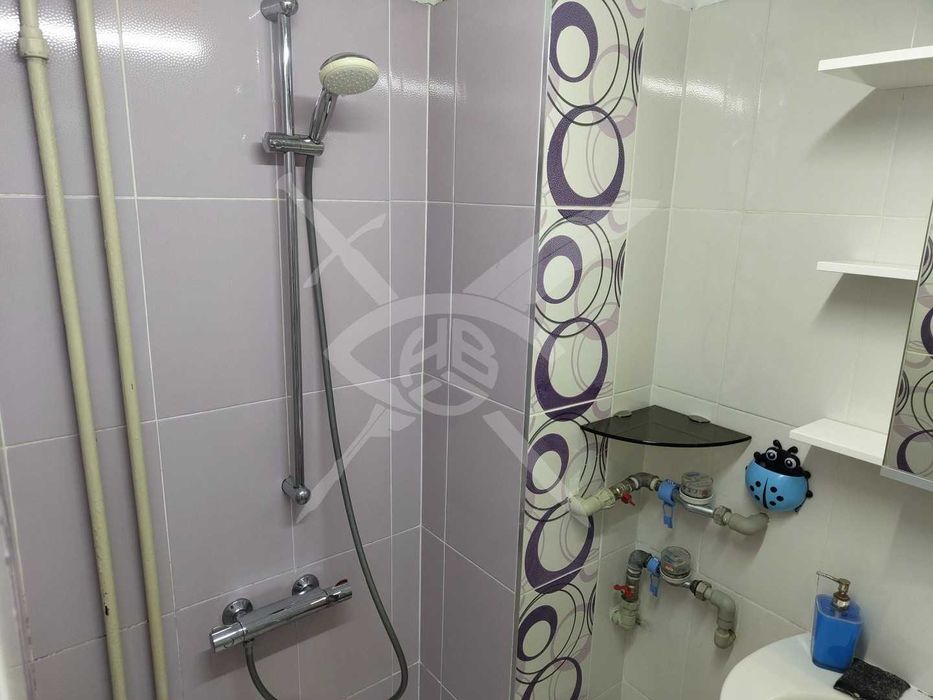 Дава се под наем Тристаен апартамент в София, Яворов - 78 кв.м за 847.62 € - Снимка #12