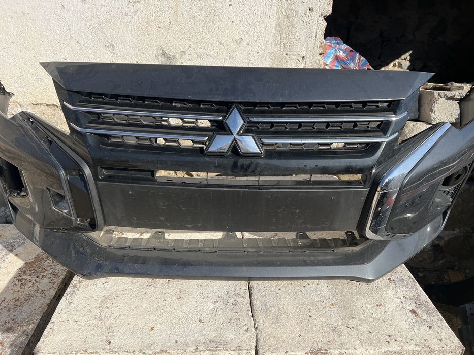 Mitsubishi Space star facelift 2020 предна броня