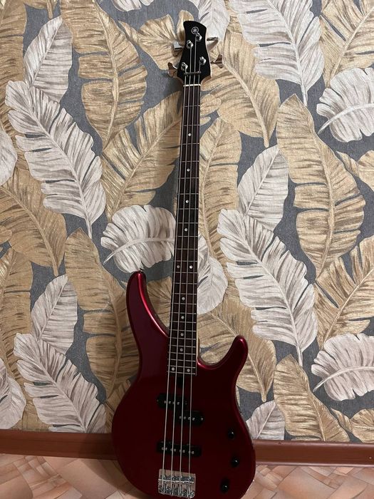 Бас гитара, YAMAHA TRBX174