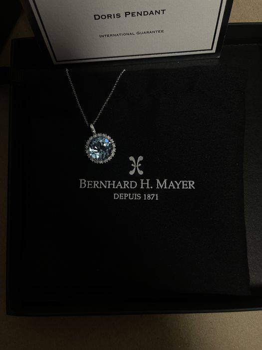 Подвеска 750 пробы с бриллиантами